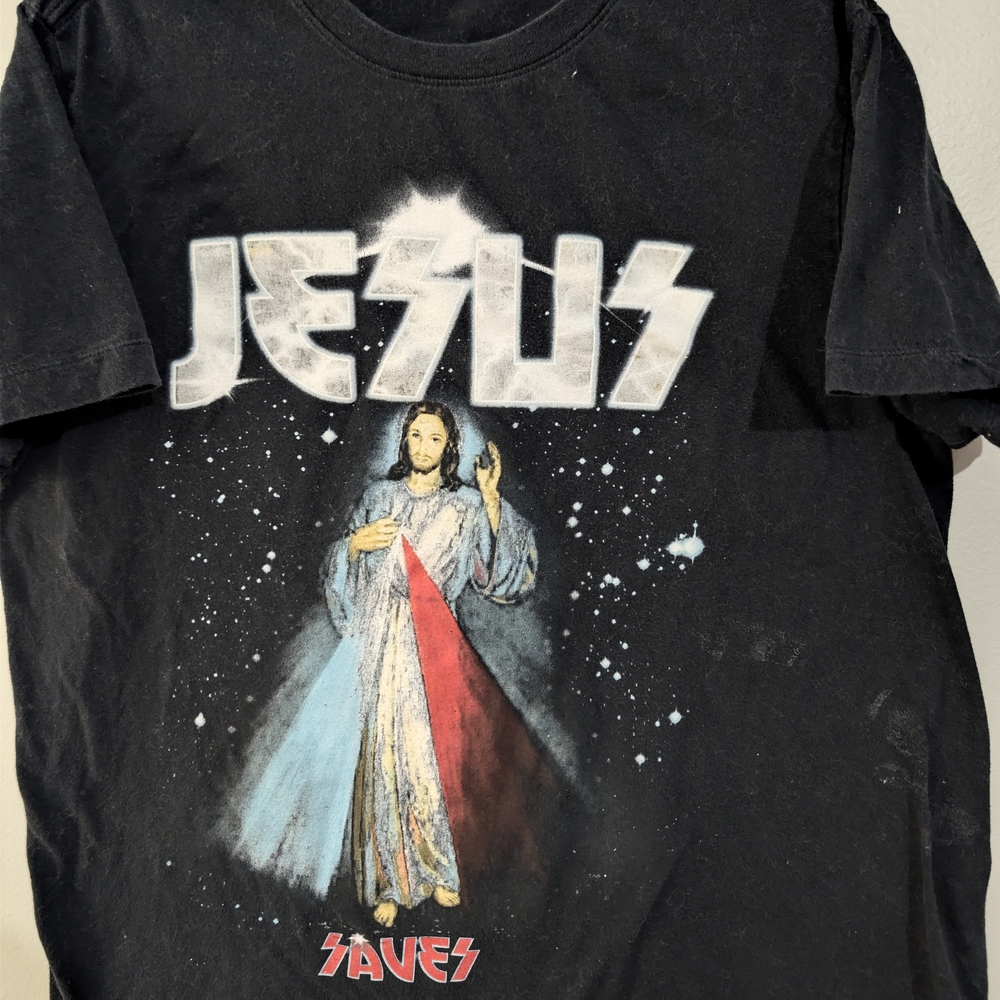 Men's Vtg Black Graphic T-Shirt - Jesus Saves Design - Short Sleeve - Picture 2 of 3